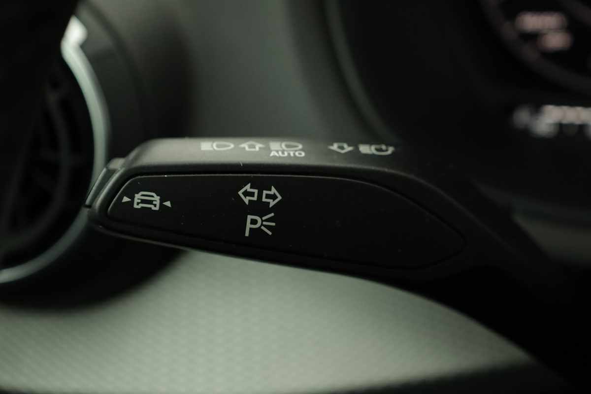 audi-q2-2023-gasolina-1498cc