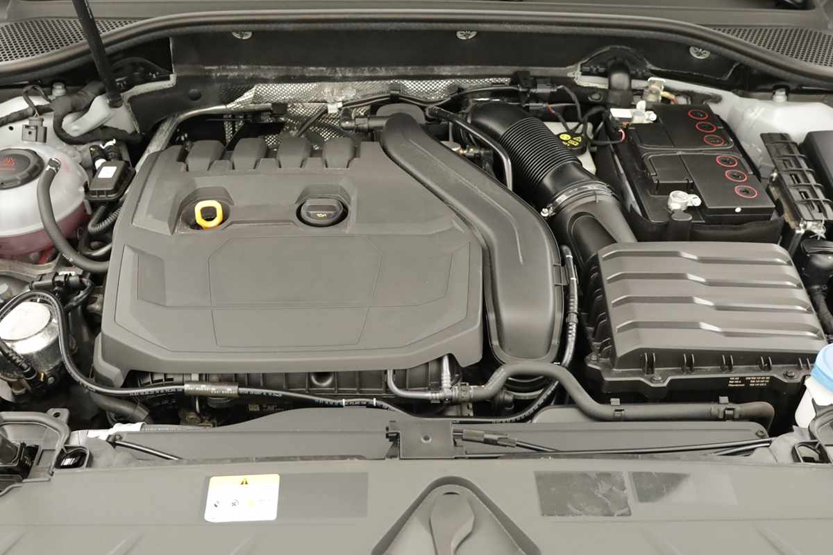 audi-q2-2023-gasolina-1498cc