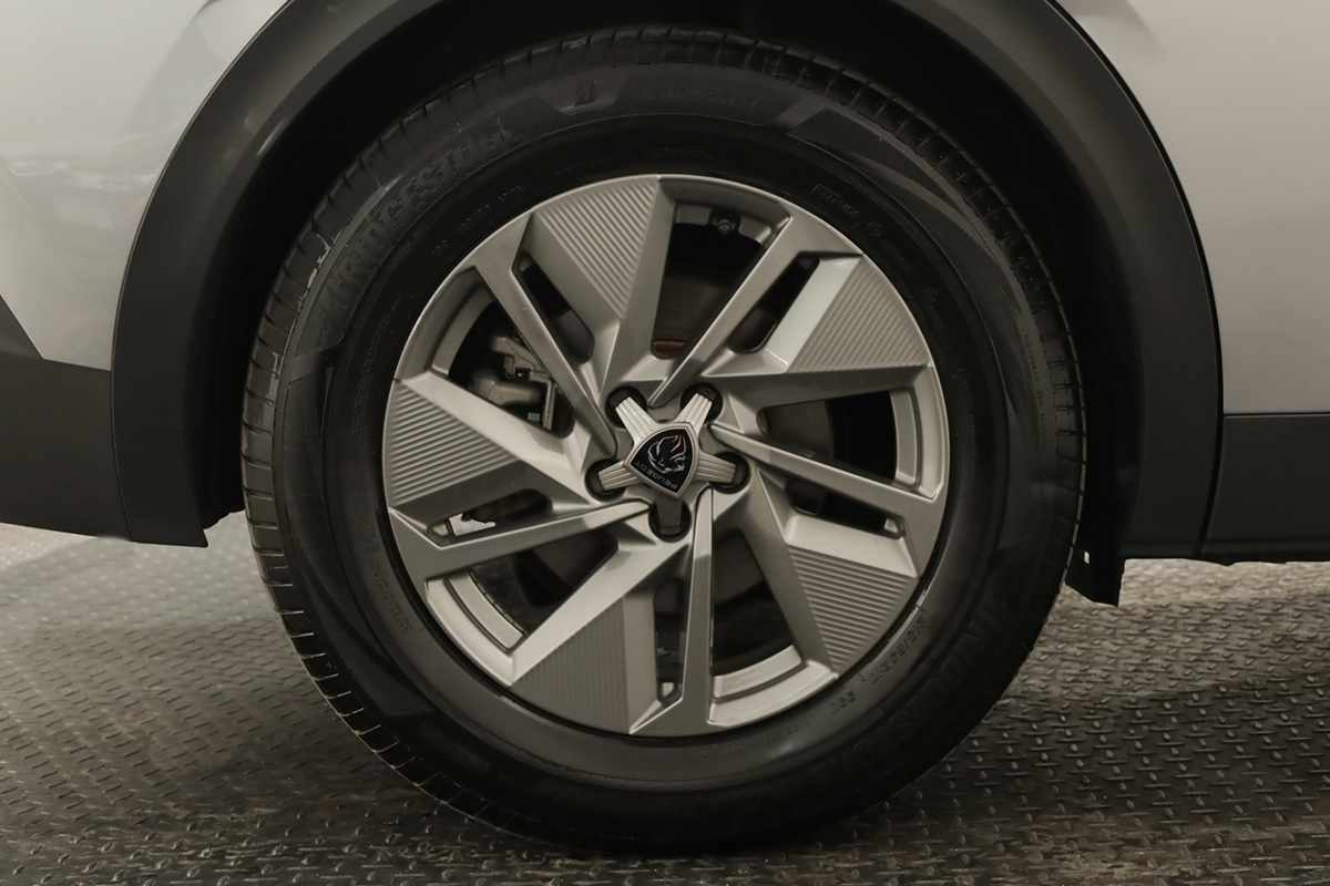 peugeot-408-2024-hibrido-a-gasolina-1598cc