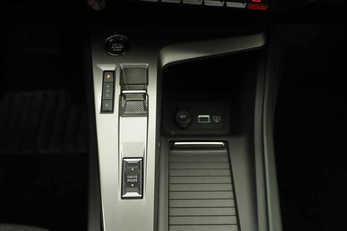 peugeot-408-2024-hibrido-a-gasolina-1598cc