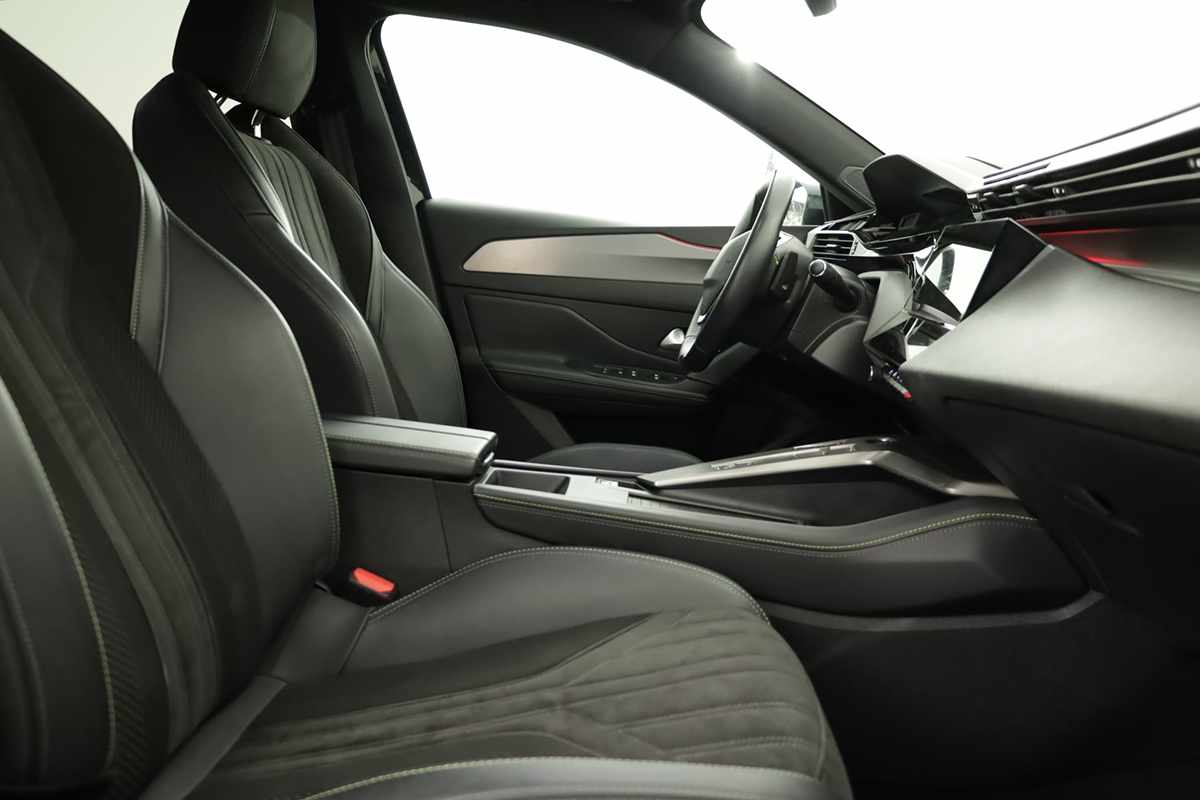 peugeot-308-2024-gasolina-1199cc