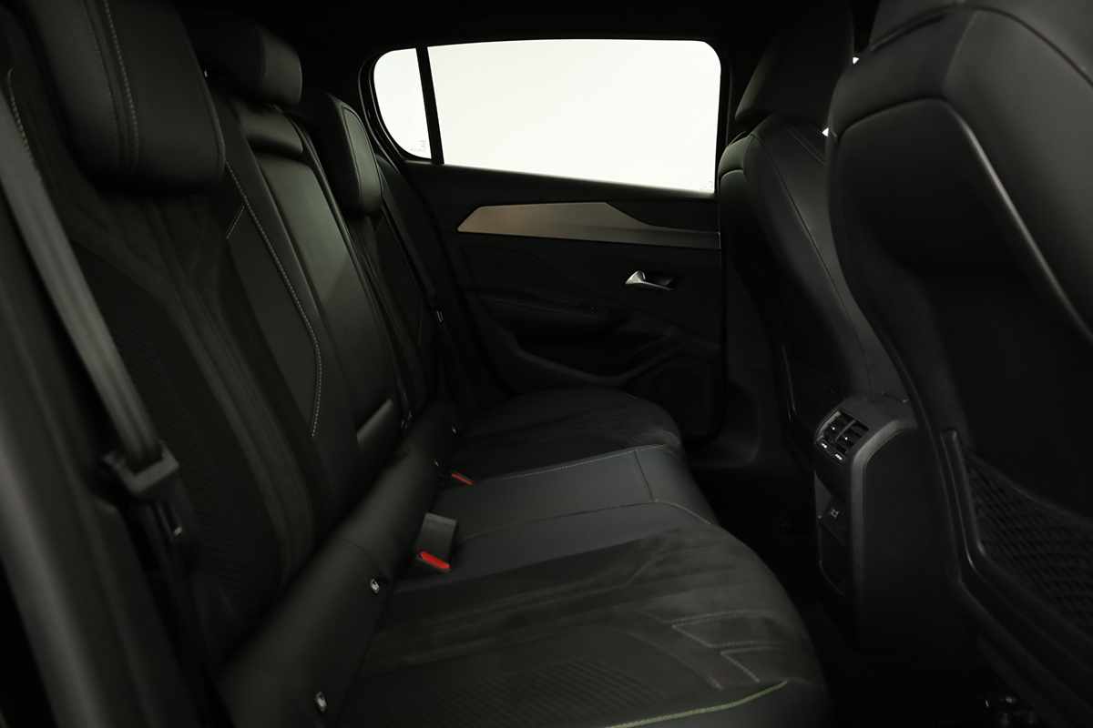 peugeot-308-2024-gasolina-1199cc
