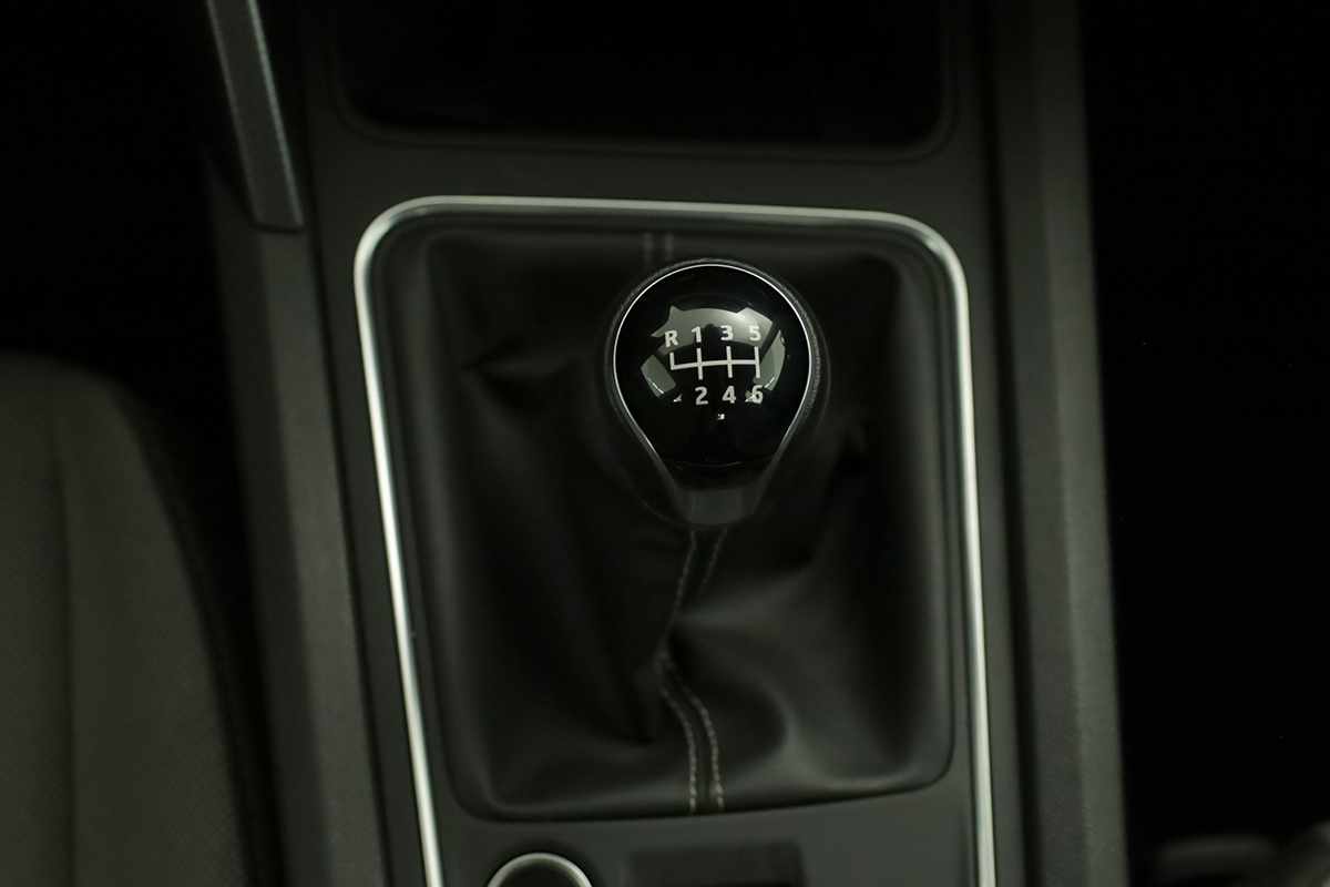 seat-leon-2024-gasolina-999cc