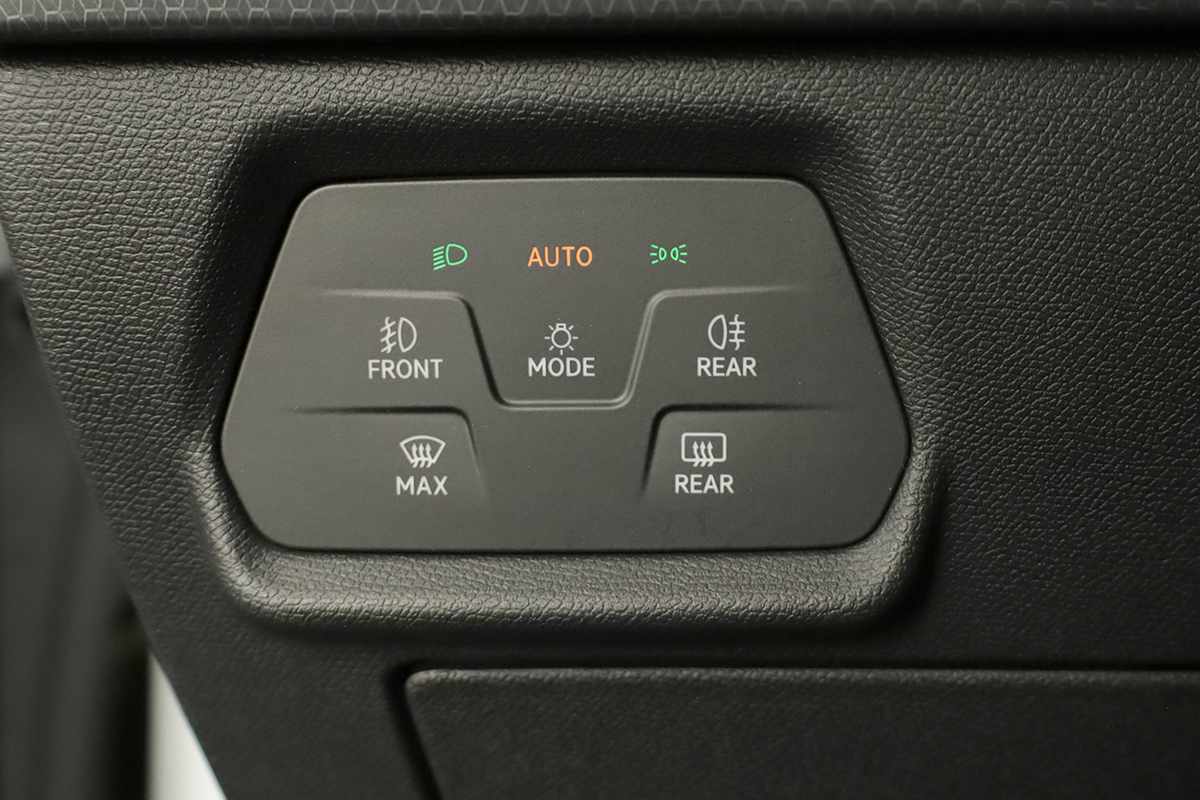 seat-leon-2024-gasolina-999cc