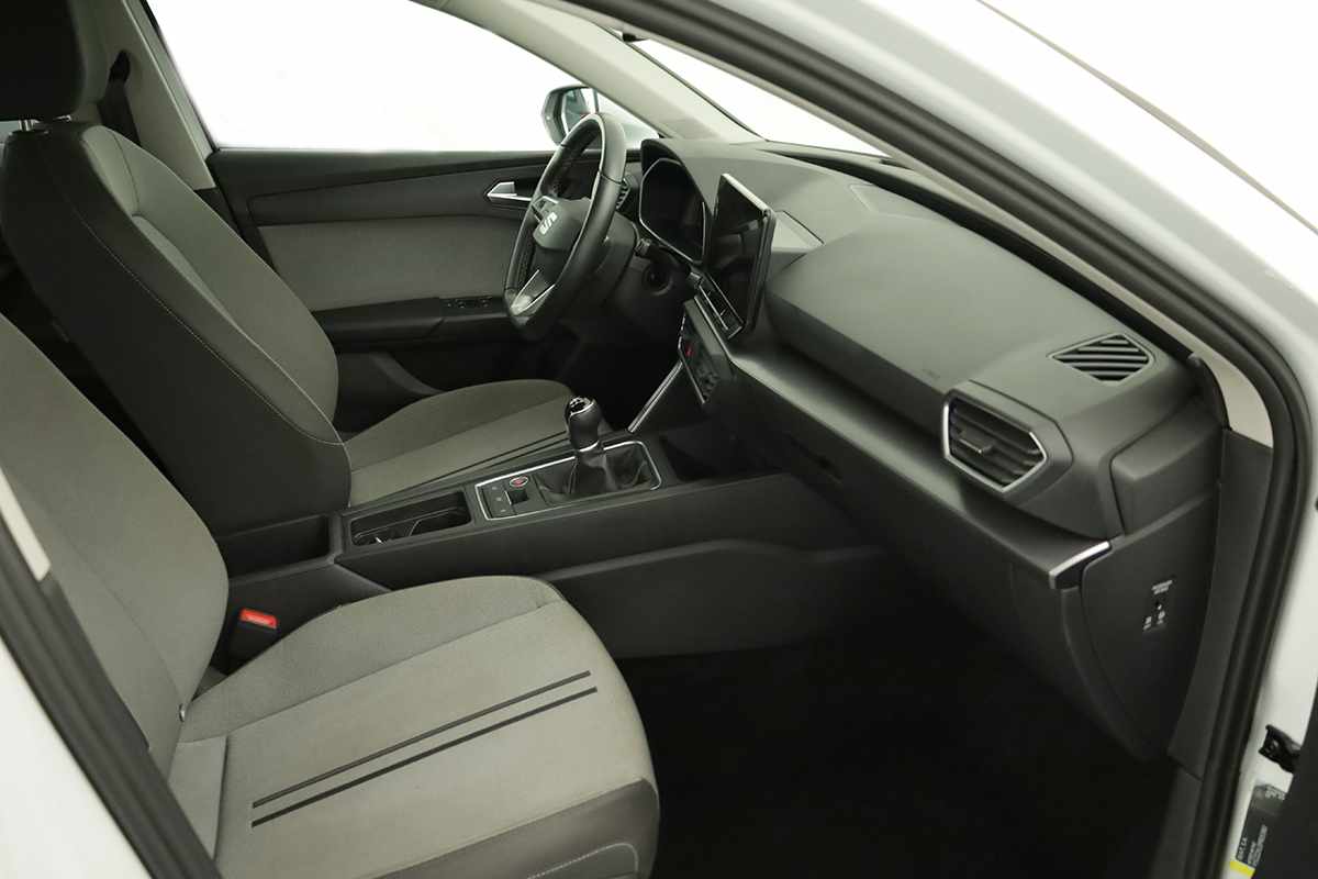 seat-leon-2024-gasolina-999cc