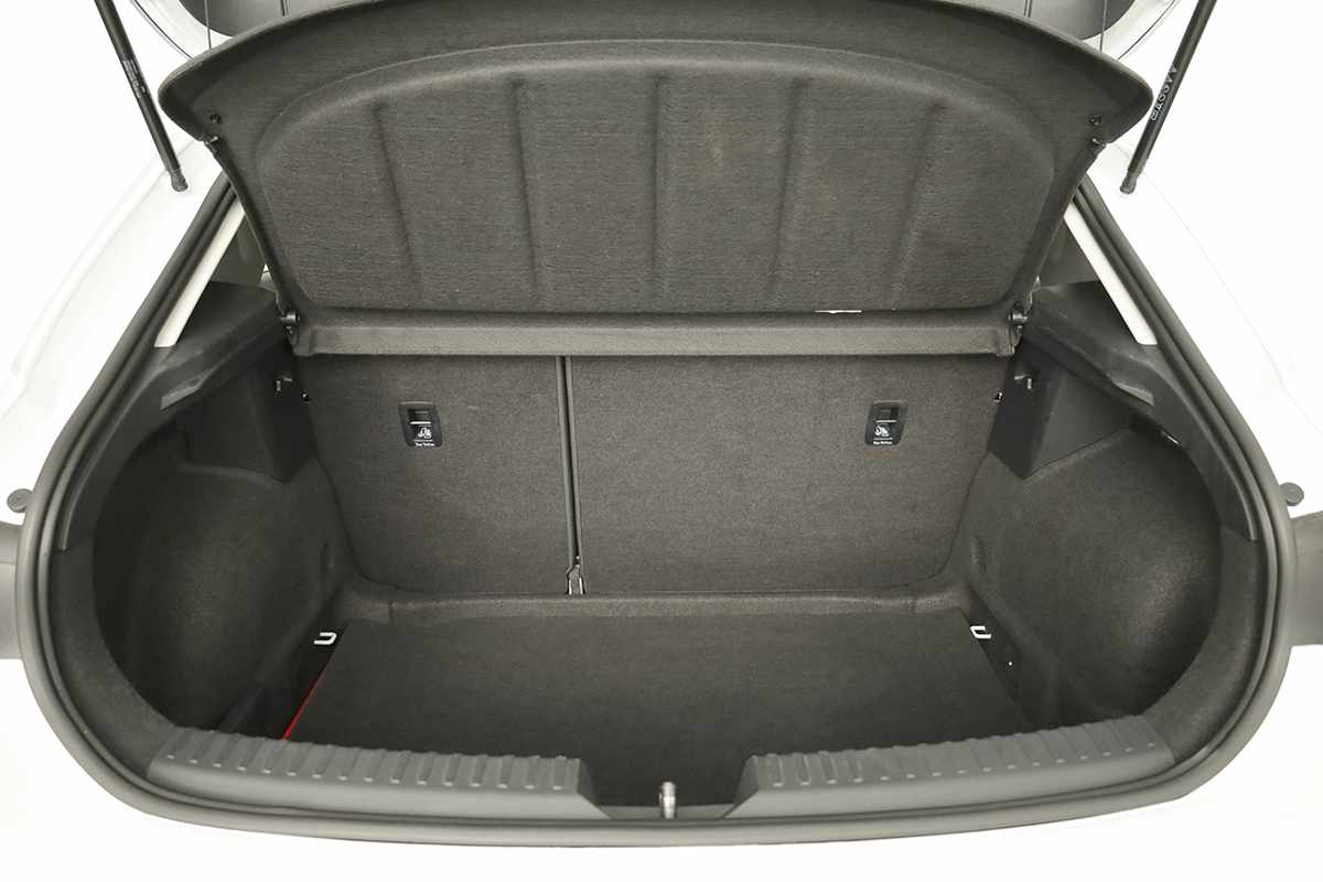 seat-leon-2024-gasolina-999cc
