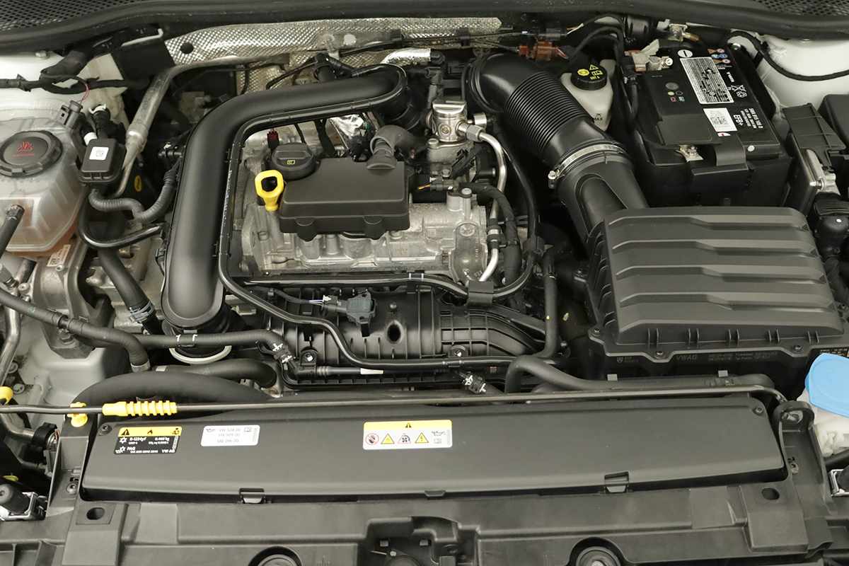 seat-leon-2024-gasolina-999cc