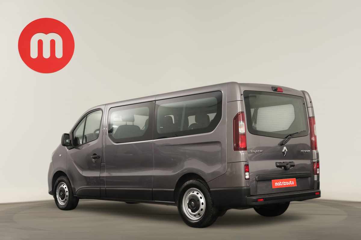 renault-trafic-2018-diesel-1598cc