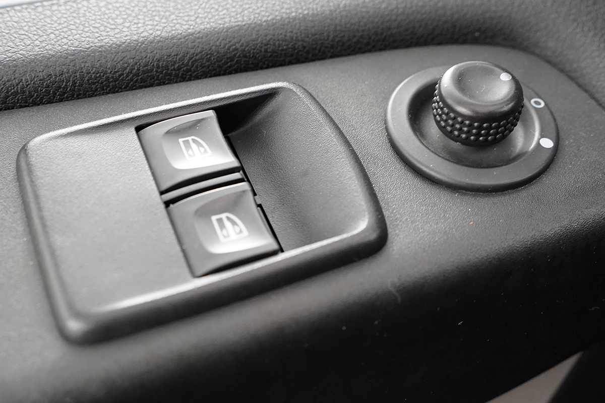 renault-trafic-2018-diesel-1598cc
