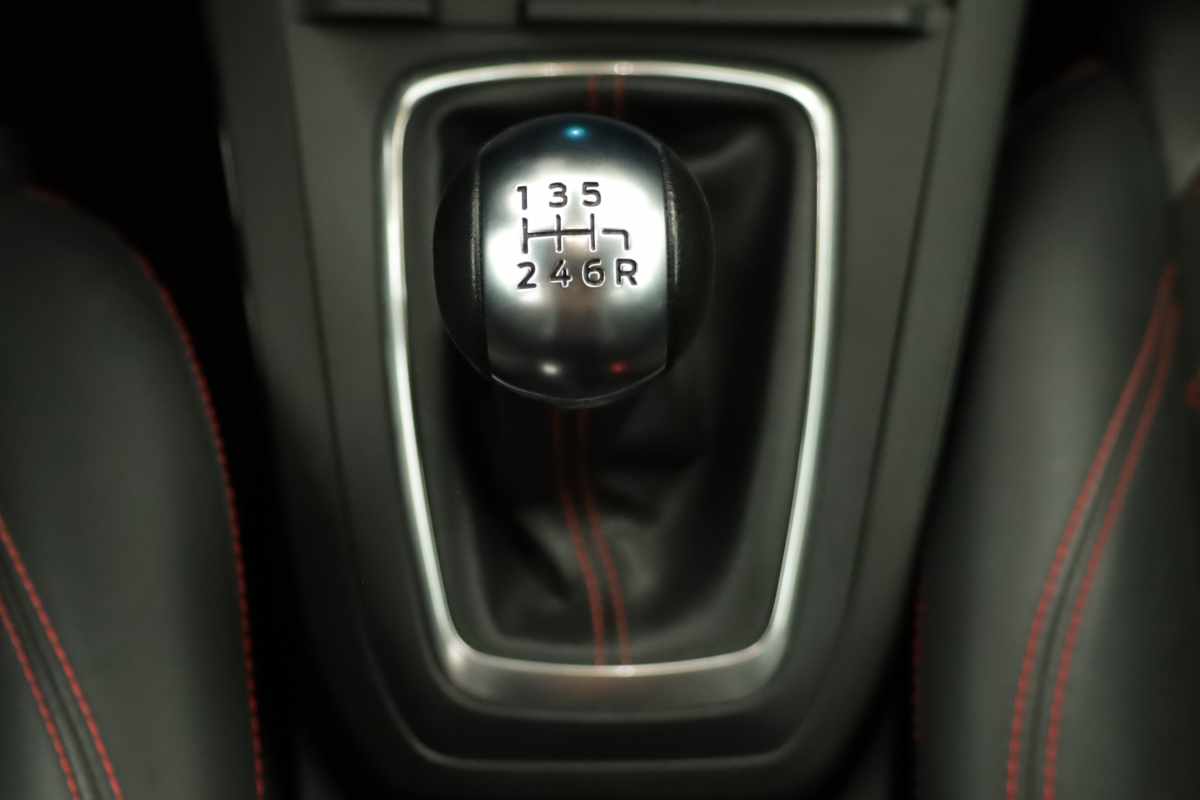 ford-puma-2025-gasolina-998cc