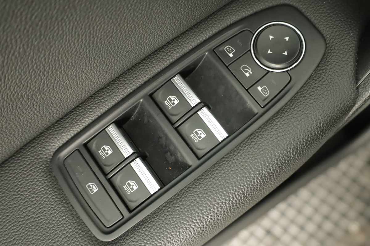 renault-captur-2024-gasolina-999cc
