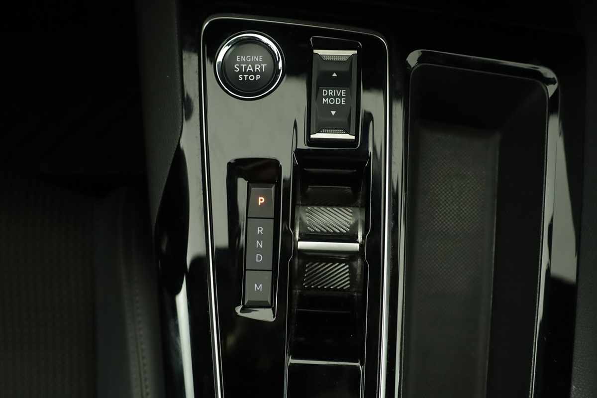 peugeot-3008-2024-gasolina-1199cc