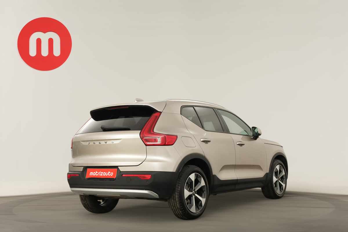 volvo-xc40-2024-gasolina-1477cc