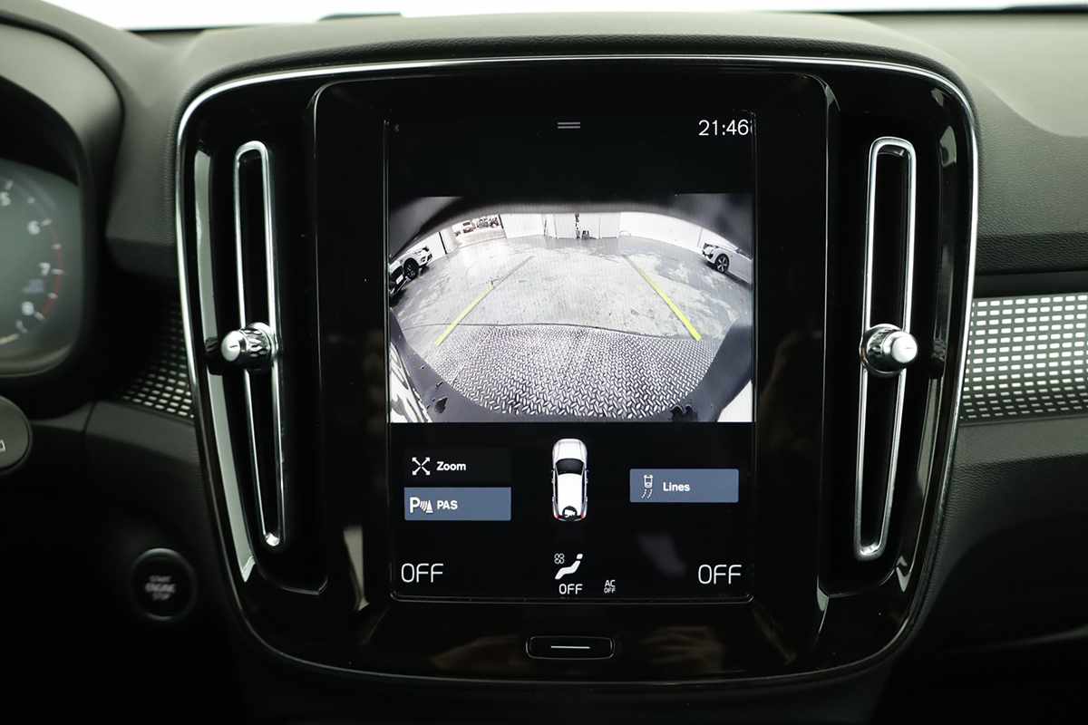 volvo-xc40-2024-gasolina-1477cc