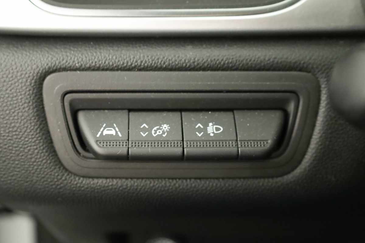 renault-captur-2023-gpl-999cc