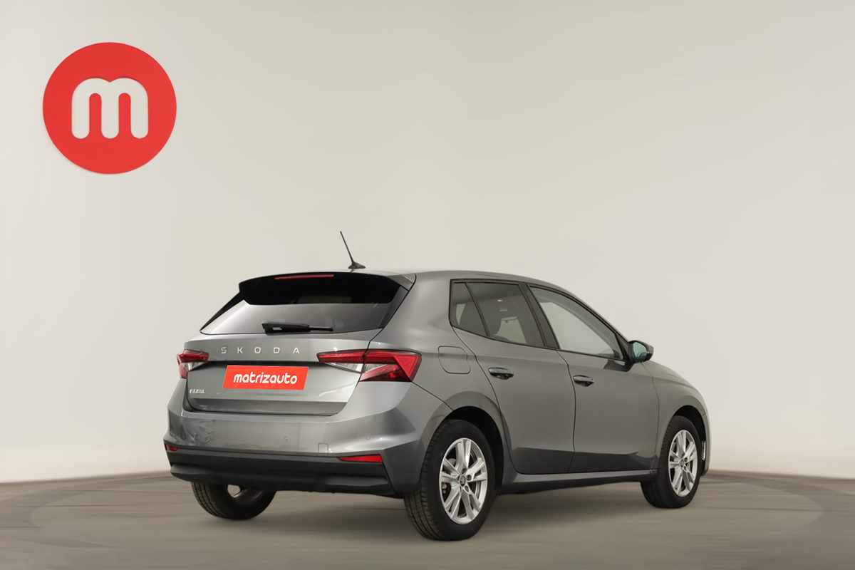 skoda-fabia-2025-gasolina-999cc