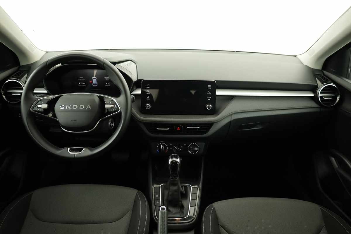 skoda-fabia-2025-gasolina-999cc
