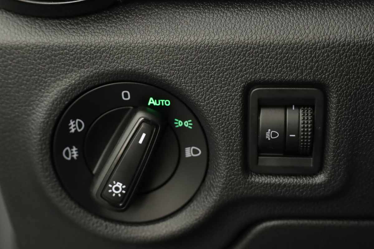 skoda-fabia-2025-gasolina-999cc