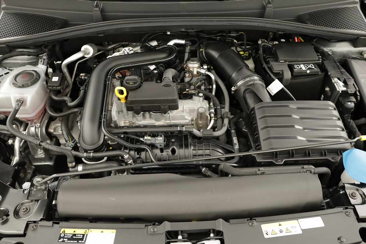 skoda-fabia-2025-gasolina-999cc