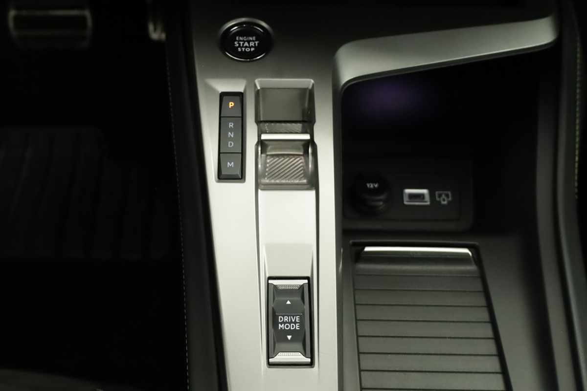 peugeot-308-2024-gasolina-1199cc