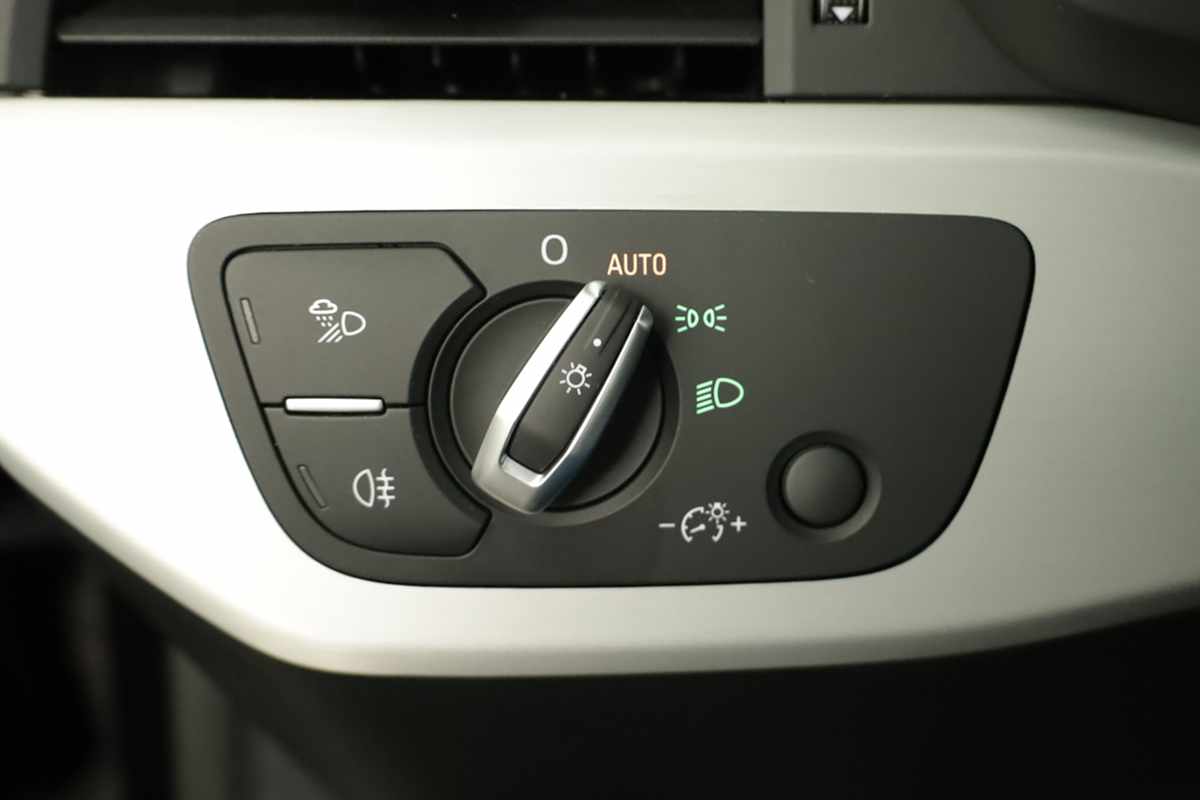 audi-a5-sportback-2023-diesel-1968cc