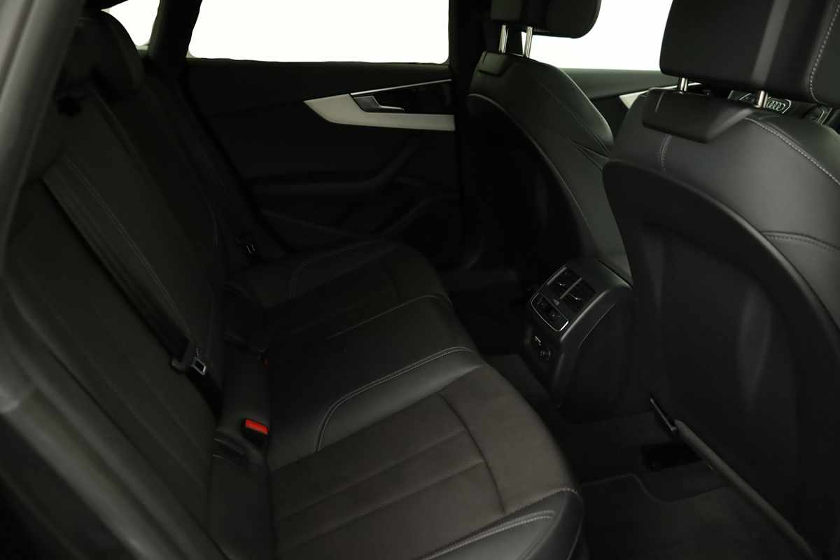 audi-a5-sportback-2023-diesel-1968cc