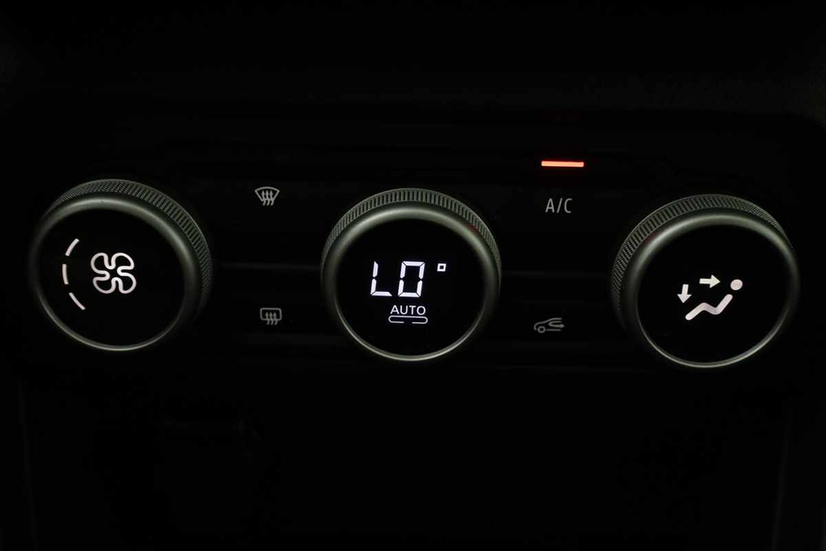 dacia-sandero-2024-gasolina-999cc