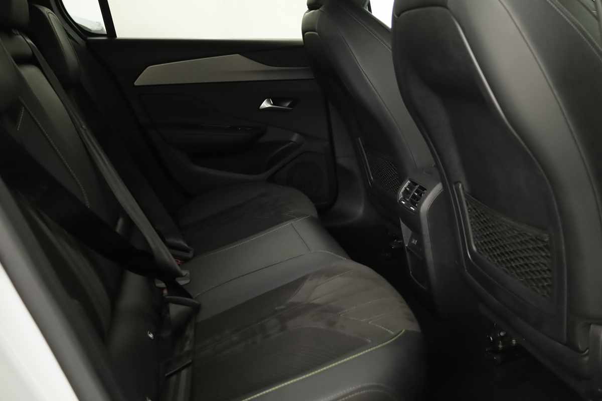 peugeot-308-2024-gasolina-1199cc