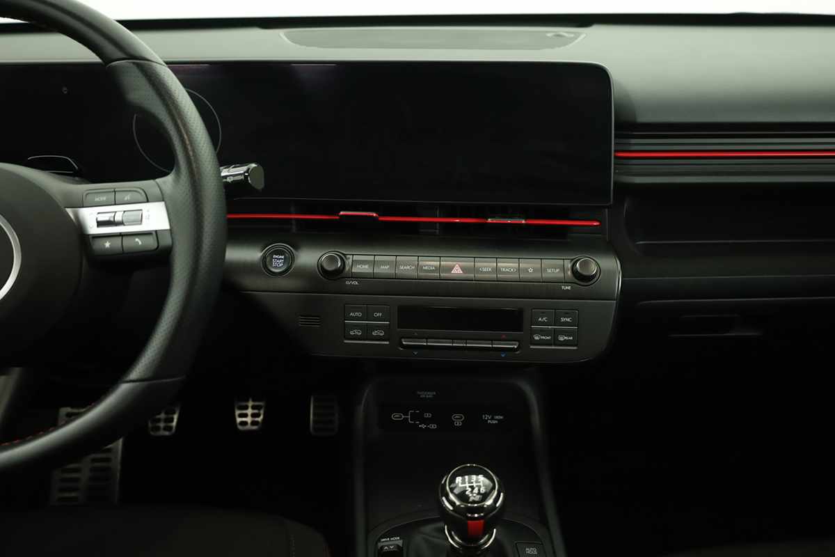 hyundai-kauai-2024-gasolina-998cc