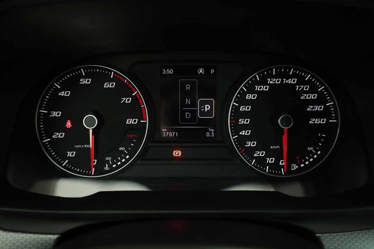 seat-leon-st-2024-gasolina-999cc