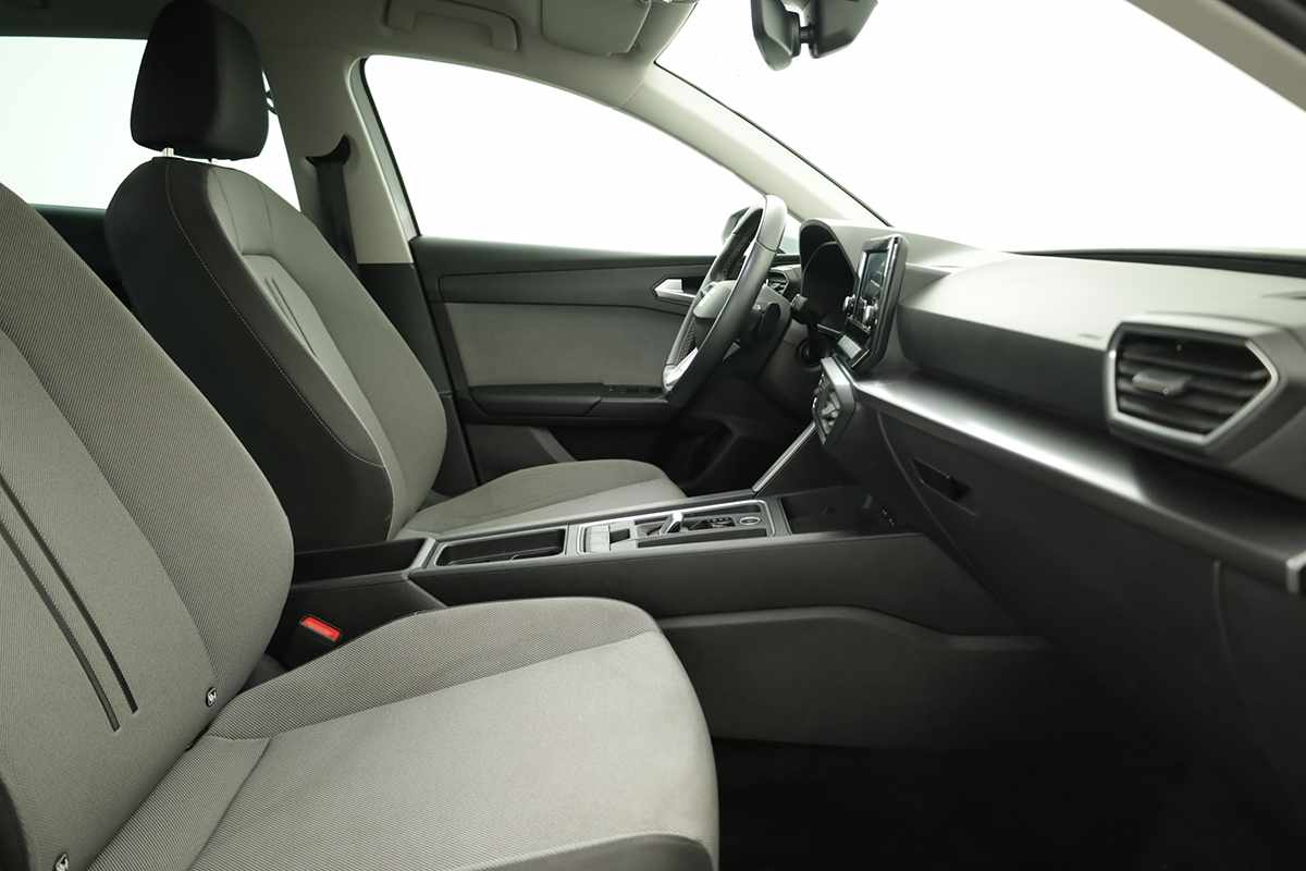 seat-leon-st-2024-gasolina-999cc