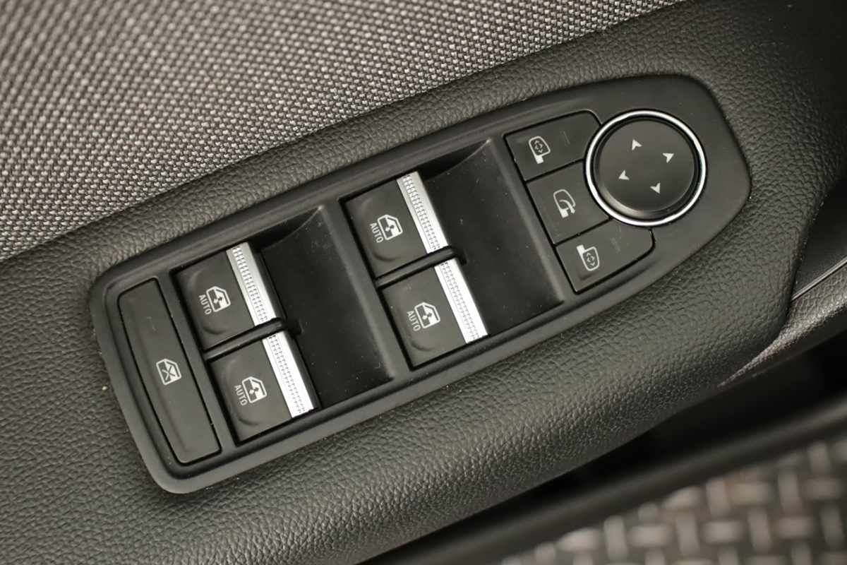 renault-captur-2025-gpl-999cc