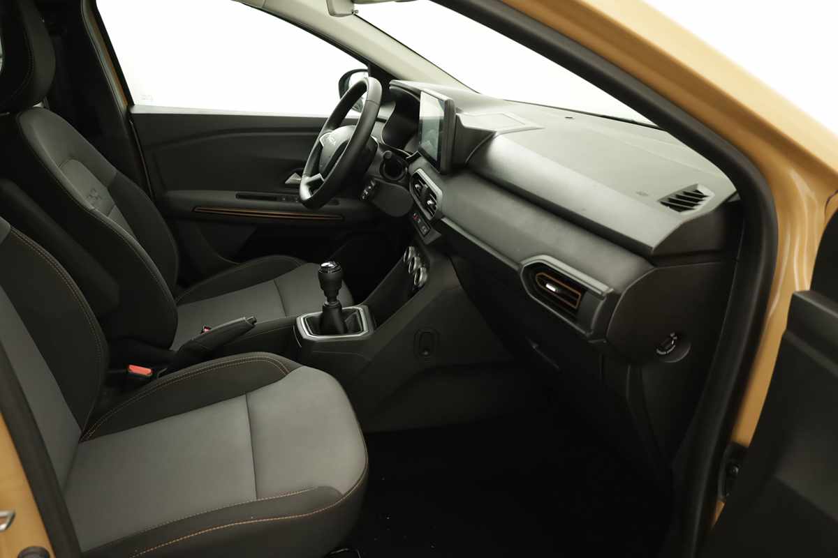 dacia-sandero-2025-gasolina-999cc