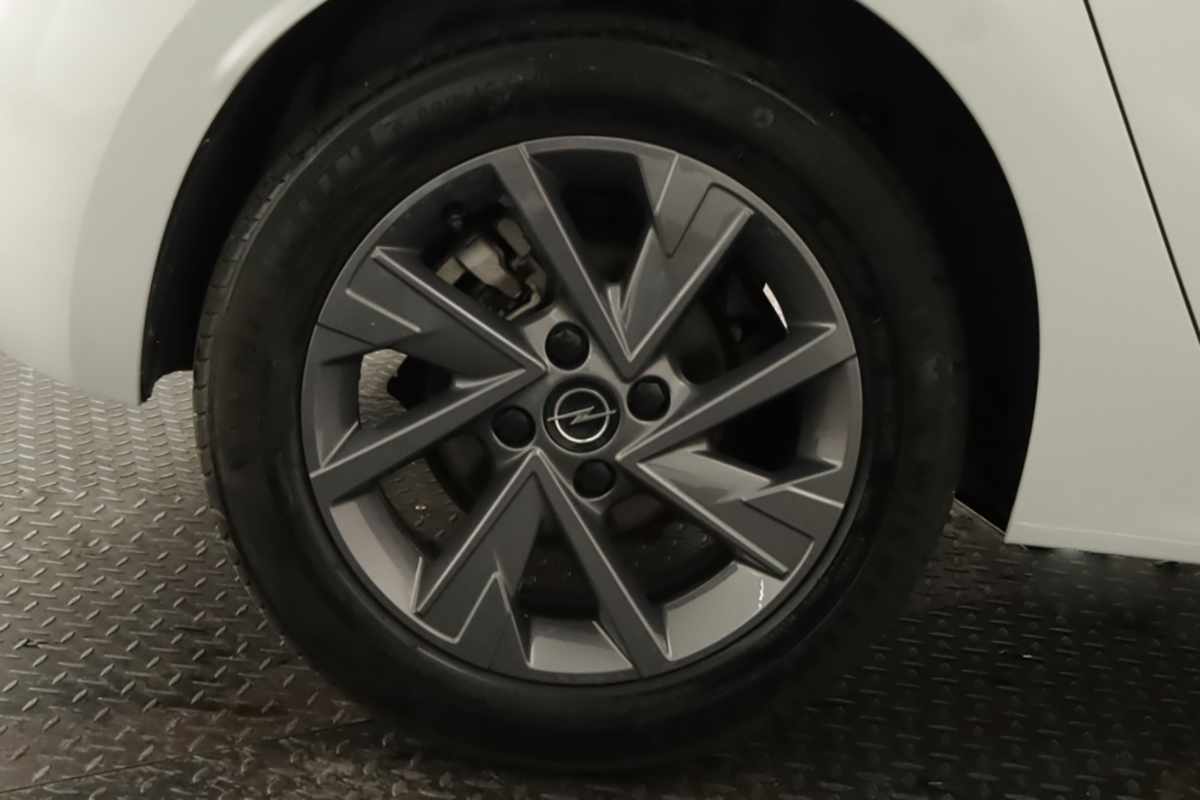 opel-corsa-2025-gasolina-1199cc