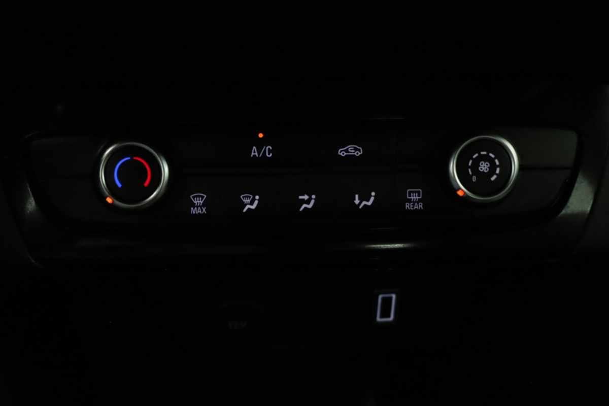 opel-corsa-2025-gasolina-1199cc