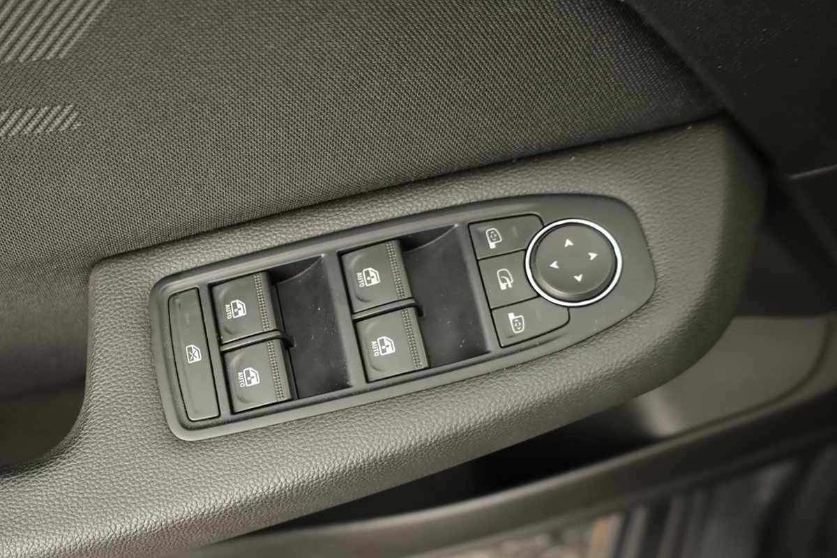 renault-clio-2024-gasolina-999cc