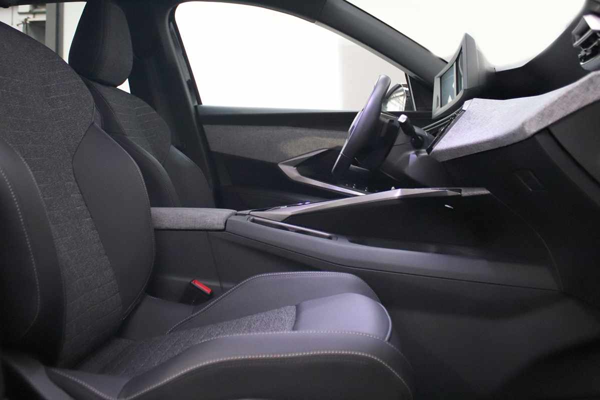 peugeot-3008-2025-gasolina-1199cc