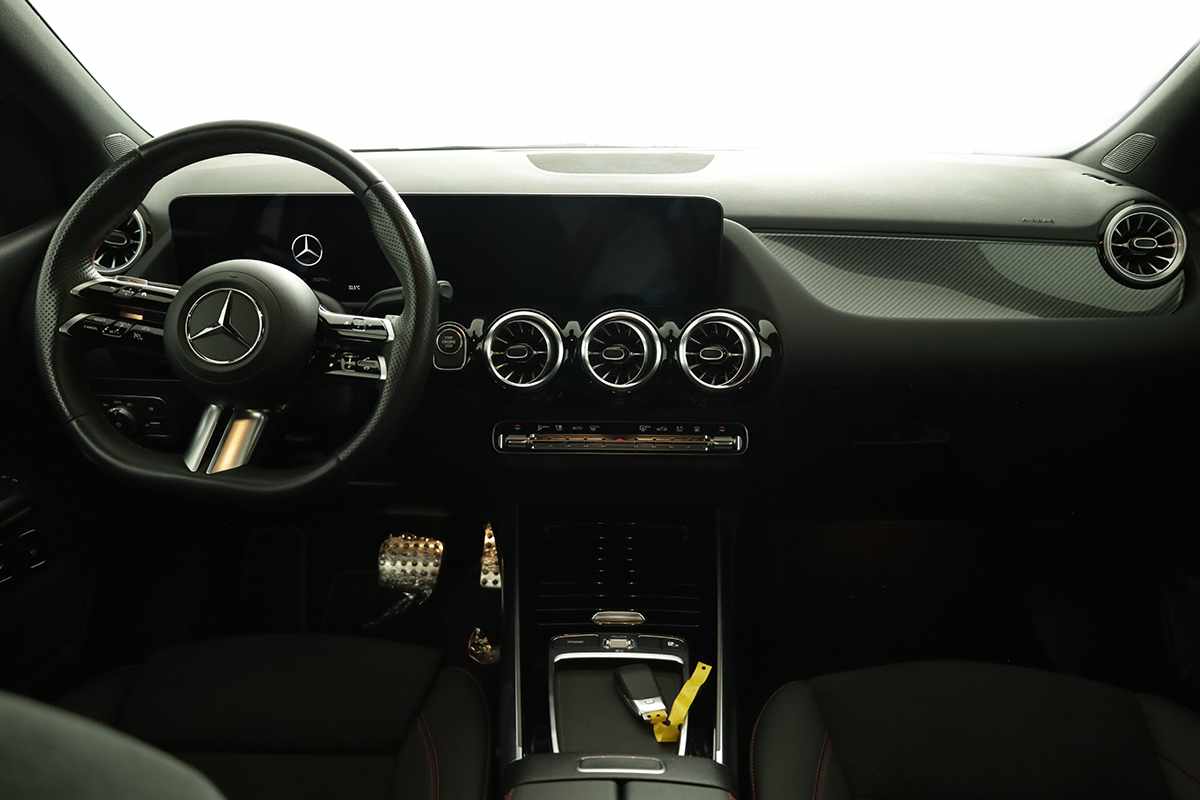 mercedes-benz-classe-b-2024-hibrido-a-gasolina-1332cc