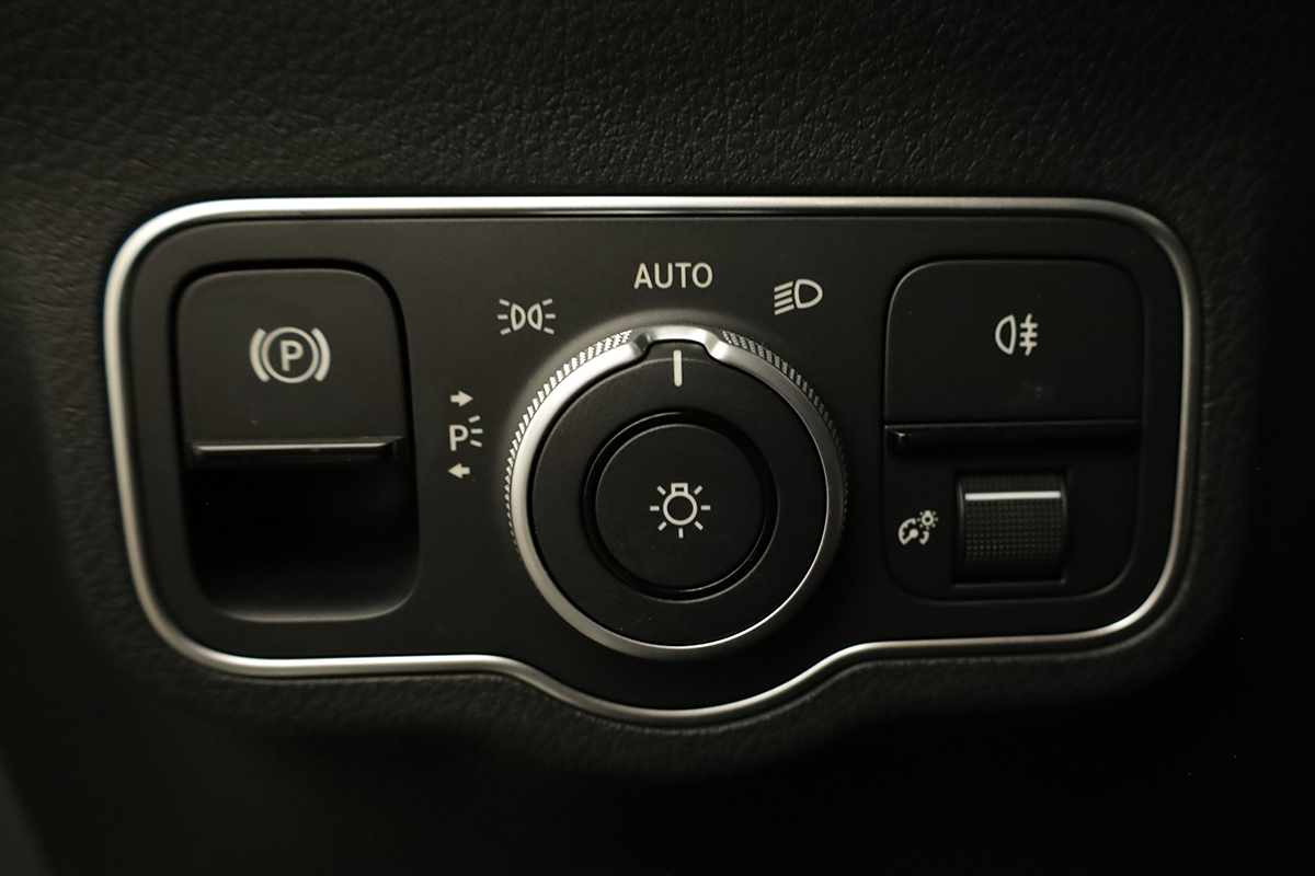 mercedes-benz-classe-b-2024-hibrido-a-gasolina-1332cc
