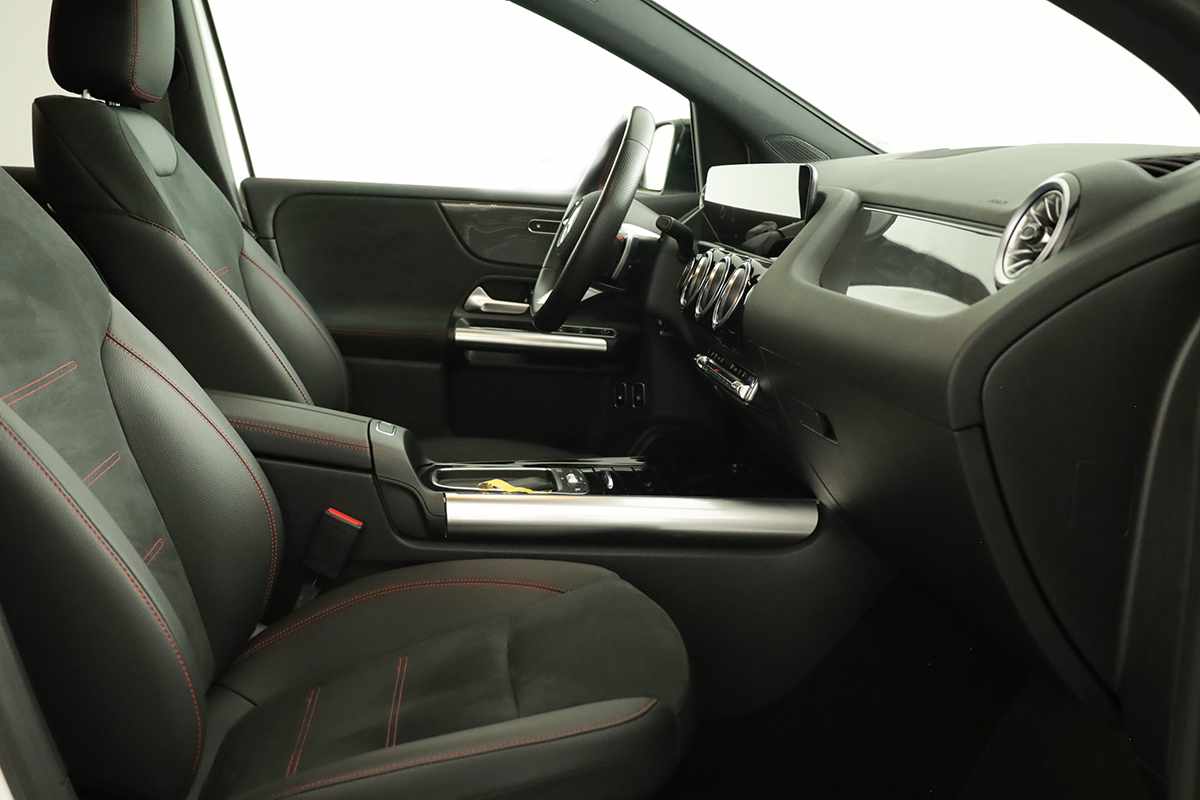 mercedes-benz-classe-b-2024-hibrido-a-gasolina-1332cc