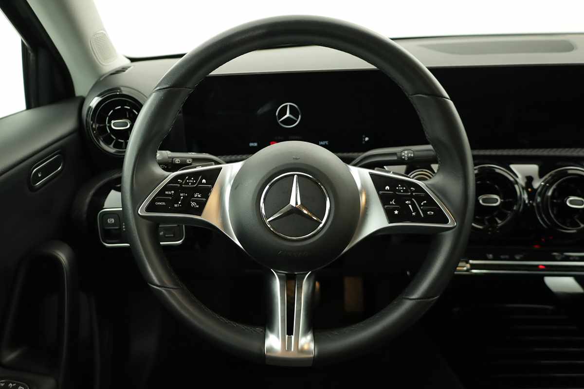 mercedes-benz-classe-a-2025-gasolina-1332cc