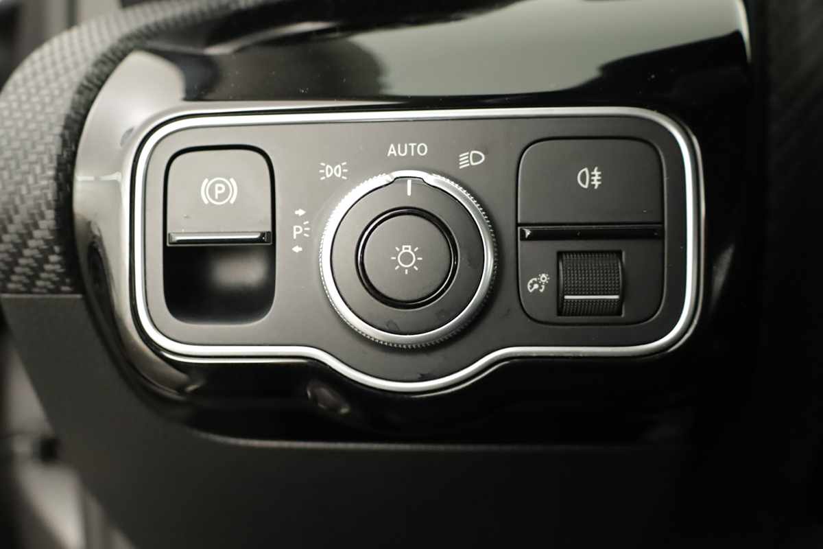mercedes-benz-classe-a-2025-gasolina-1332cc
