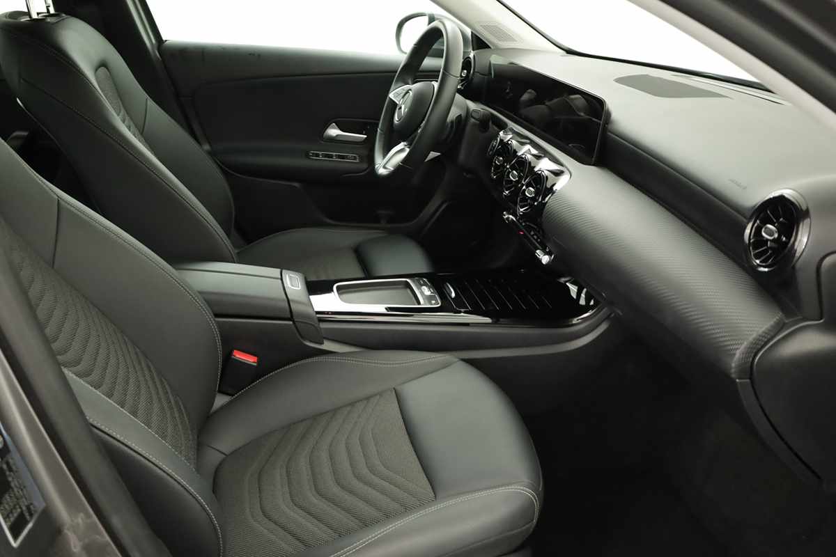 mercedes-benz-classe-a-2025-gasolina-1332cc