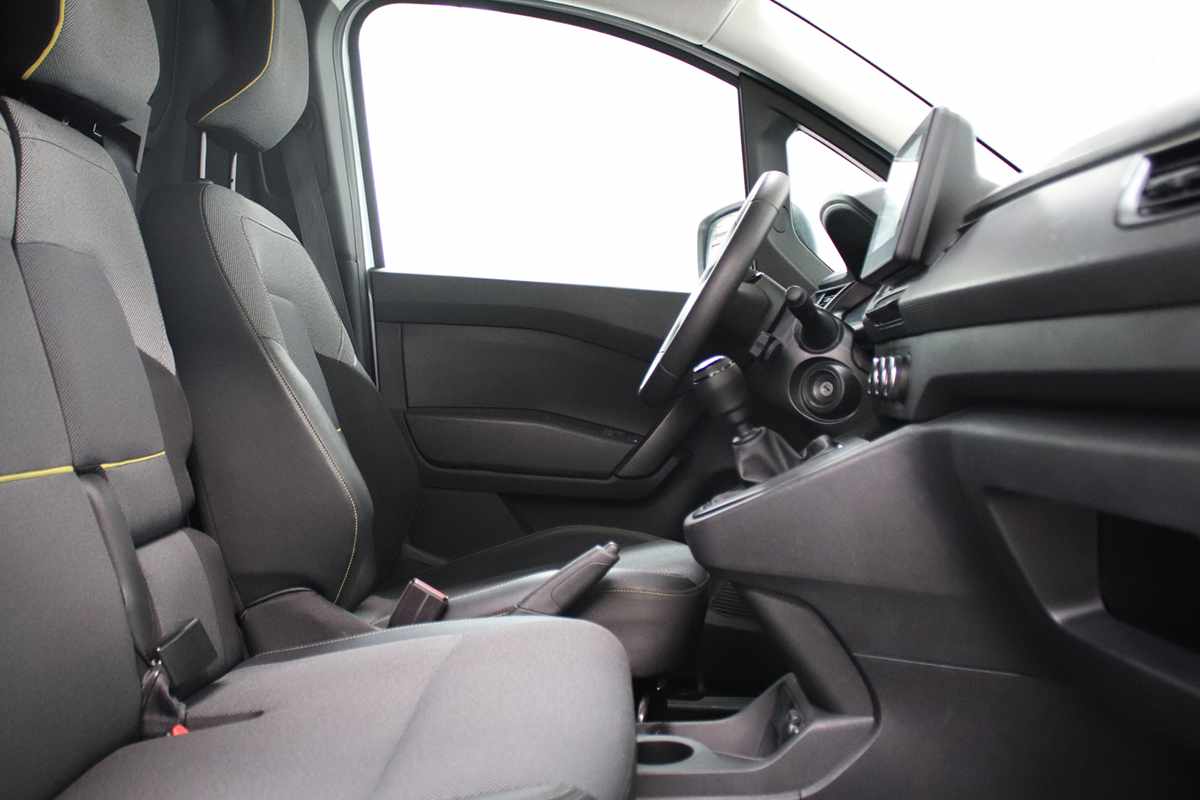 renault-kangoo-2024-diesel-1461cc