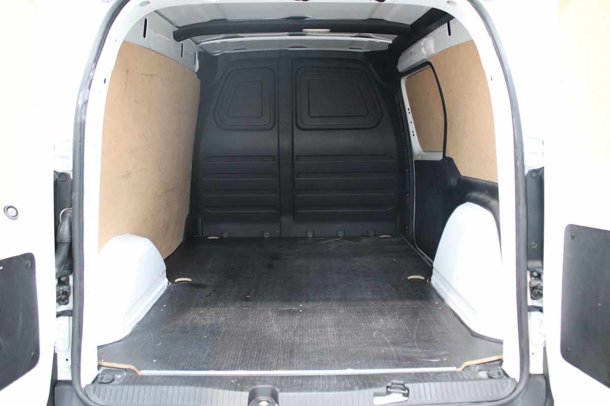 renault-kangoo-2024-diesel-1461cc