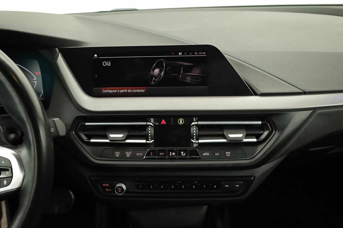 bmw-serie-1-2023-diesel-1496cc