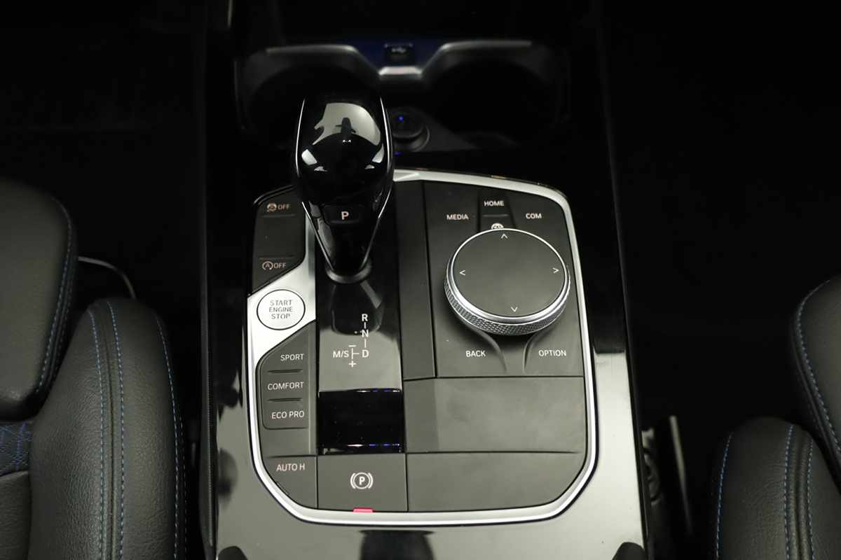 bmw-serie-1-2023-diesel-1496cc