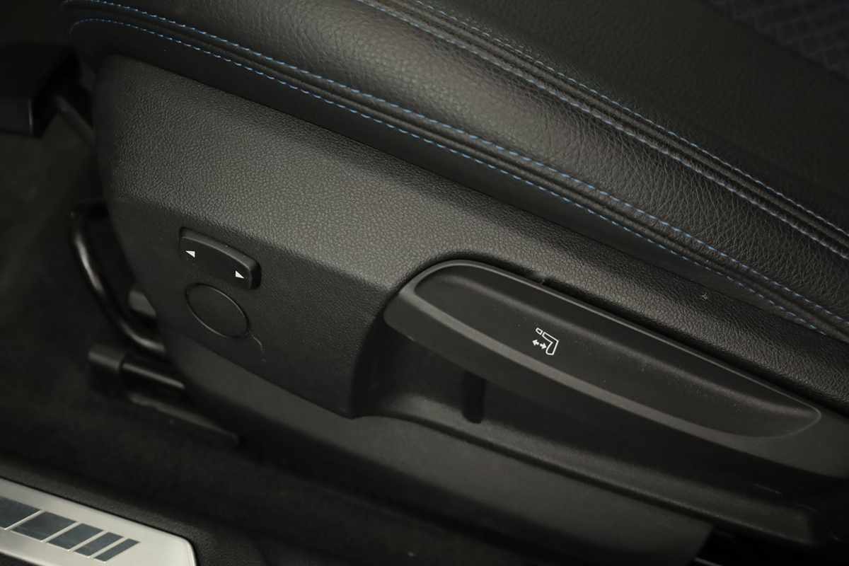 bmw-serie-1-2023-diesel-1496cc