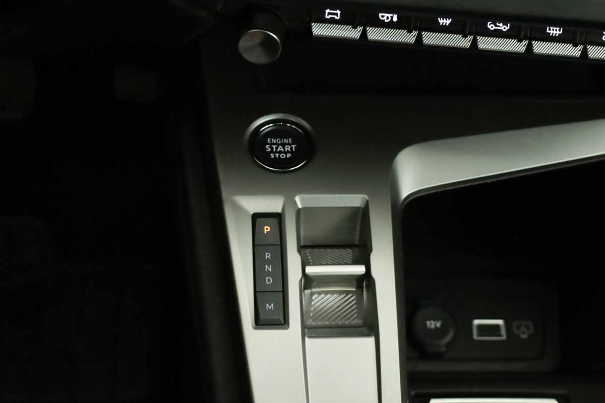 peugeot-308-2024-gasolina-1199cc