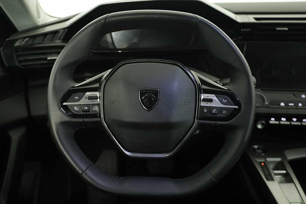 peugeot-308-2024-gasolina-1199cc